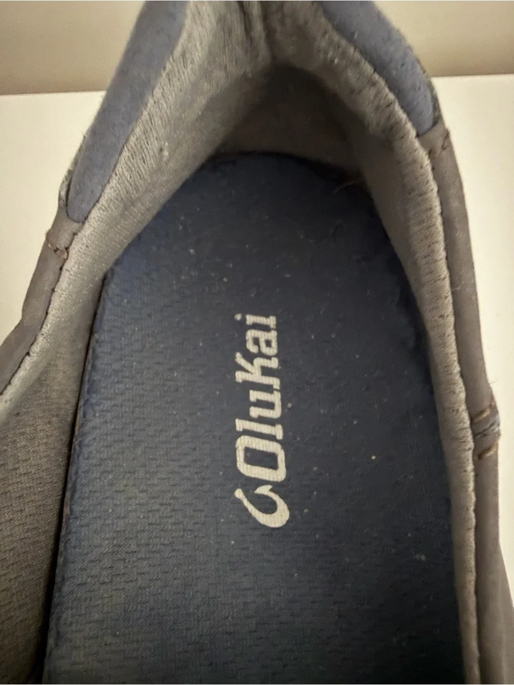 OluKai men’s 11 Lae’ahi gray mesh crush heel slip on comfort lightweight sneaker